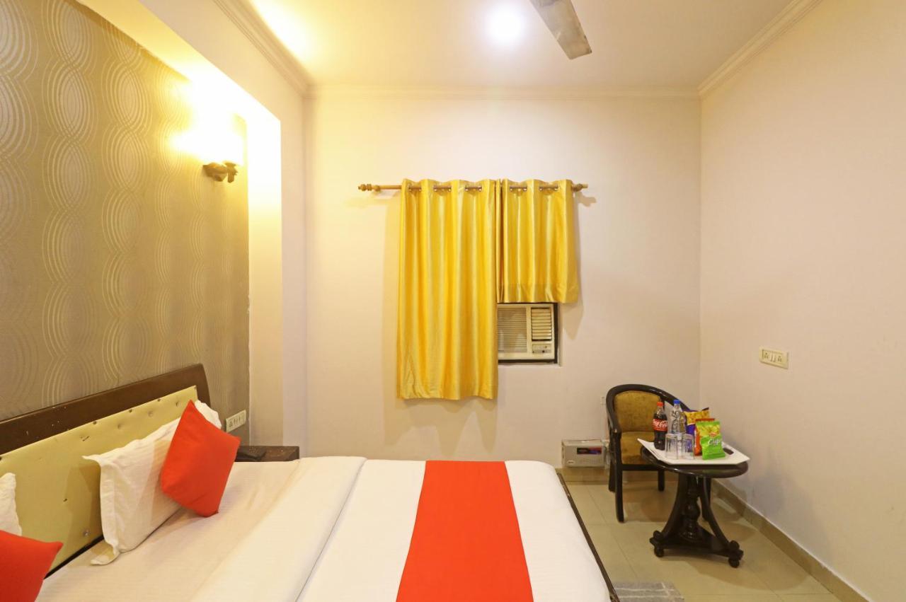 Airport Samara Inn Új-Delhi Kültér fotó